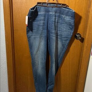 Isabel Maternity by Ingrid & Isabel Dark Blue Jeggings size 16/33